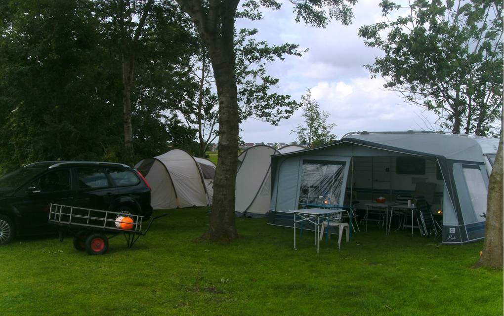 Mini-Campingplatz für Wassersportler in idealer Lage in Holland