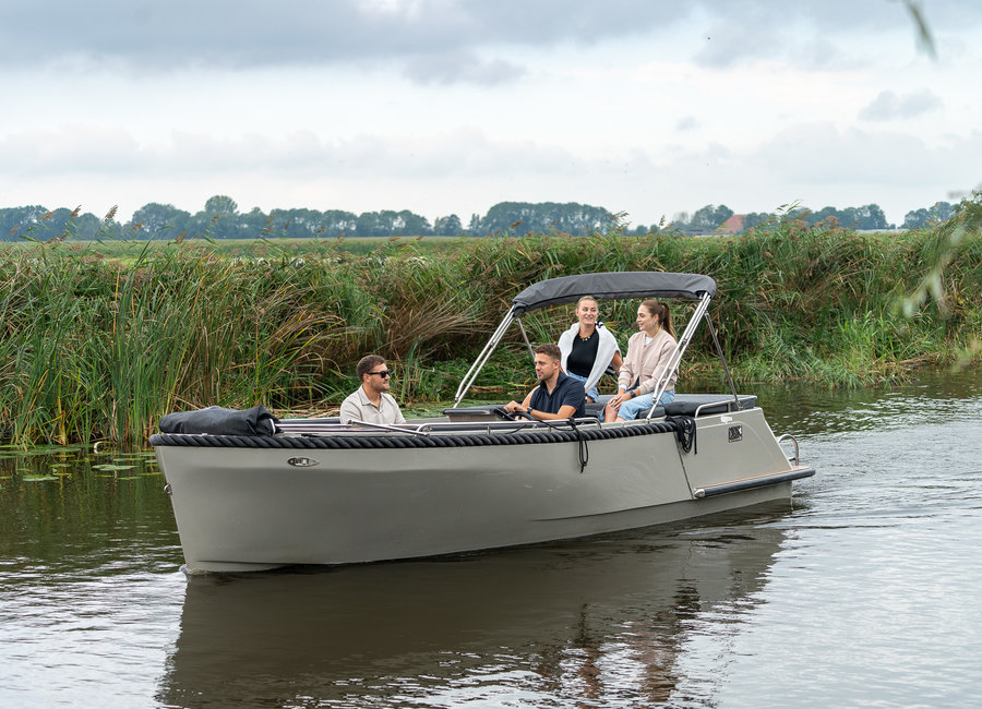Mit der Schaluppe durch Friesland segeln