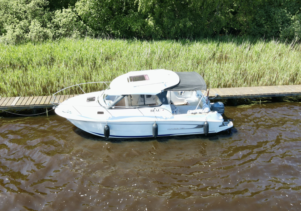 Beneteau Antares 7.80 mieten